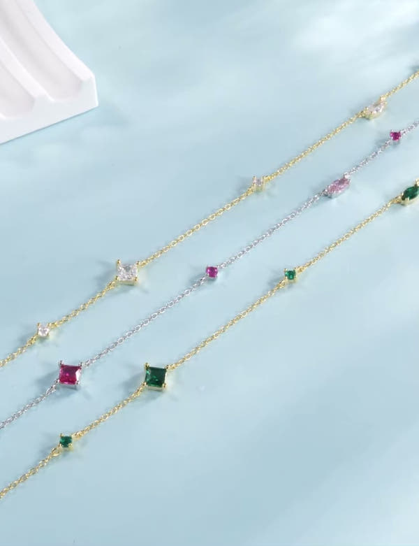 Trinity Glow Necklace